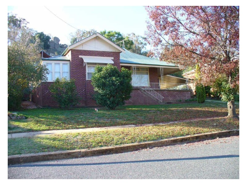 6 Carleton, Cowra NSW 2794