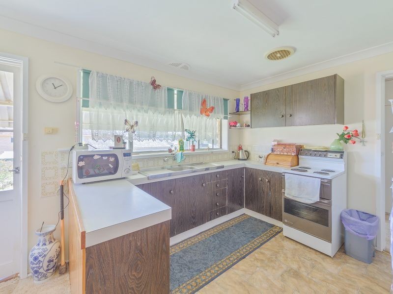 40 Kibbler Street, Cowra NSW 2794