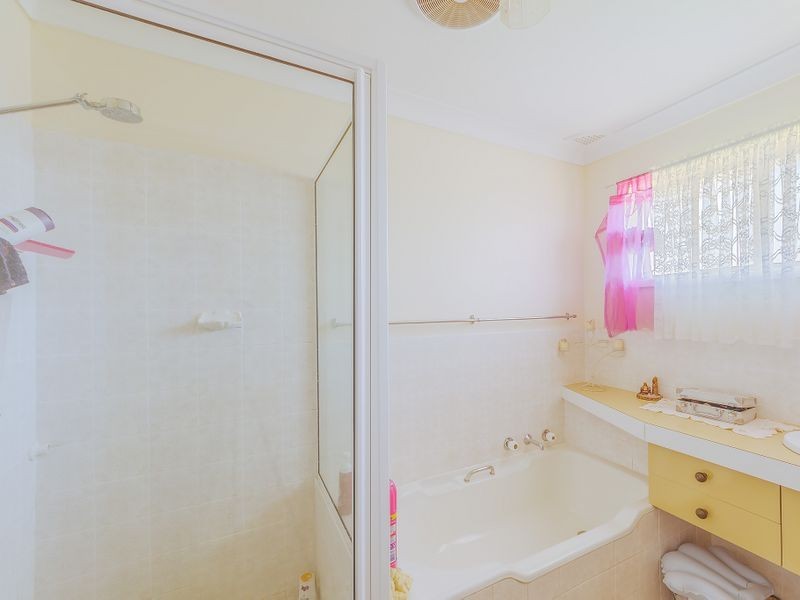 40 Kibbler Street, Cowra NSW 2794