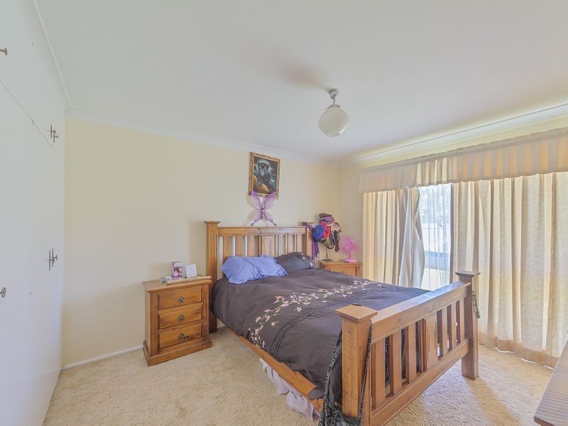 40 Kibbler Street, Cowra NSW 2794