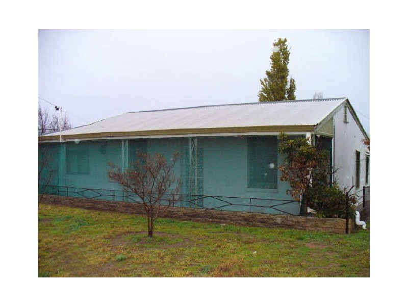 1 Bourke Street, Cowra NSW 2794