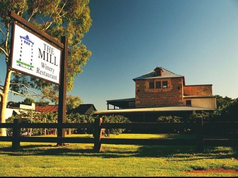 6 Vaux Street, Cowra NSW 2794