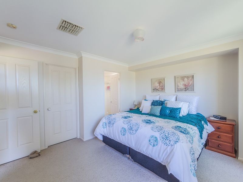 6 Casuarina Close, Cowra NSW 2794