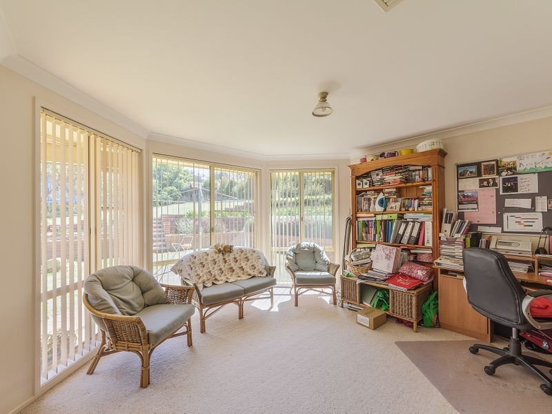 6 Casuarina Close, Cowra NSW 2794