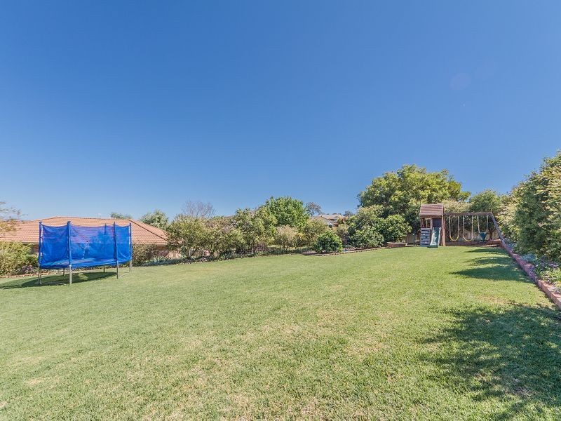 6 Casuarina Close, Cowra NSW 2794