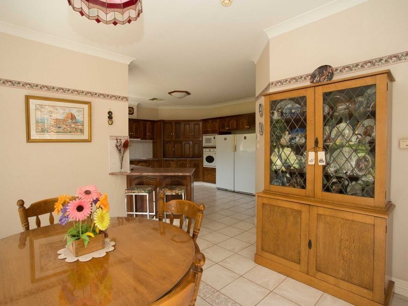 . RIVER PARK   River Park Rd, Cowra NSW 2794