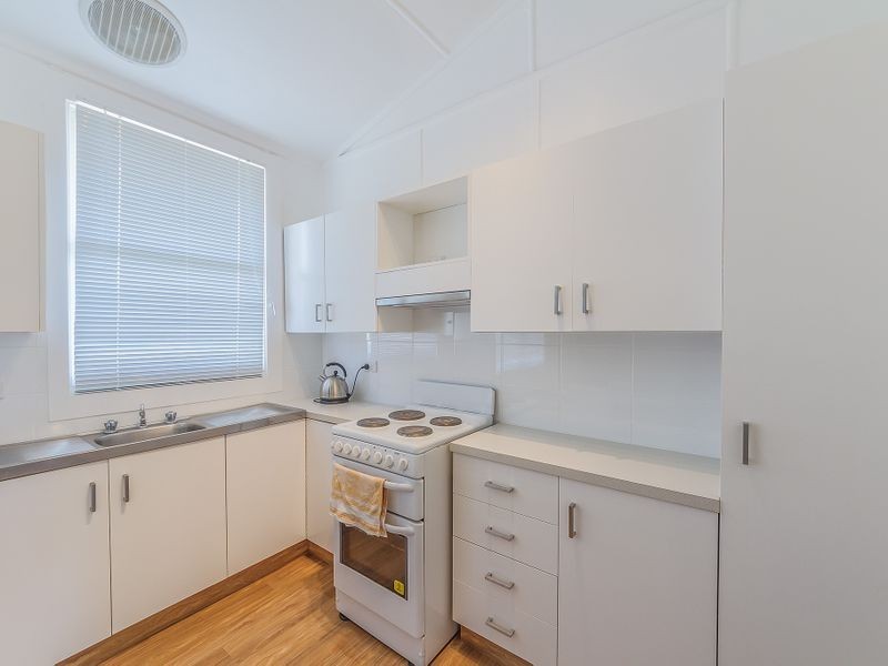 23 Dungaleer Street, Cowra NSW 2794