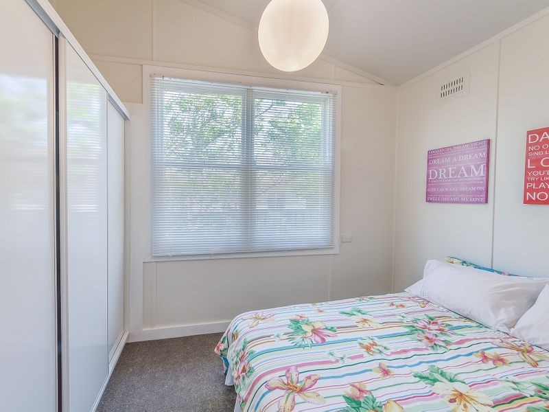 23 Dungaleer Street, Cowra NSW 2794