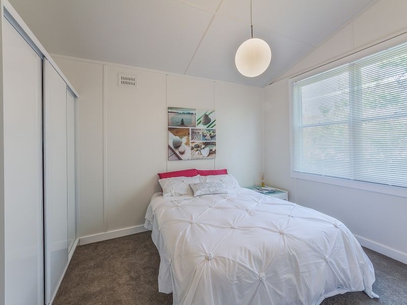 23 Dungaleer Street, Cowra NSW 2794