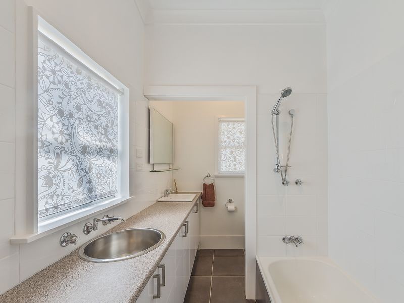 23 Dungaleer Street, Cowra NSW 2794