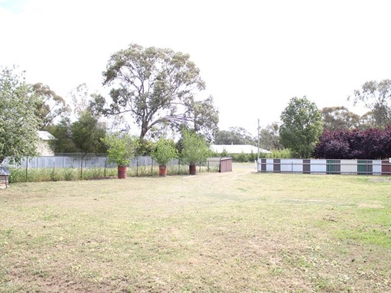 61 Waugoola Street  (Woodstock via ), Cowra NSW 2794