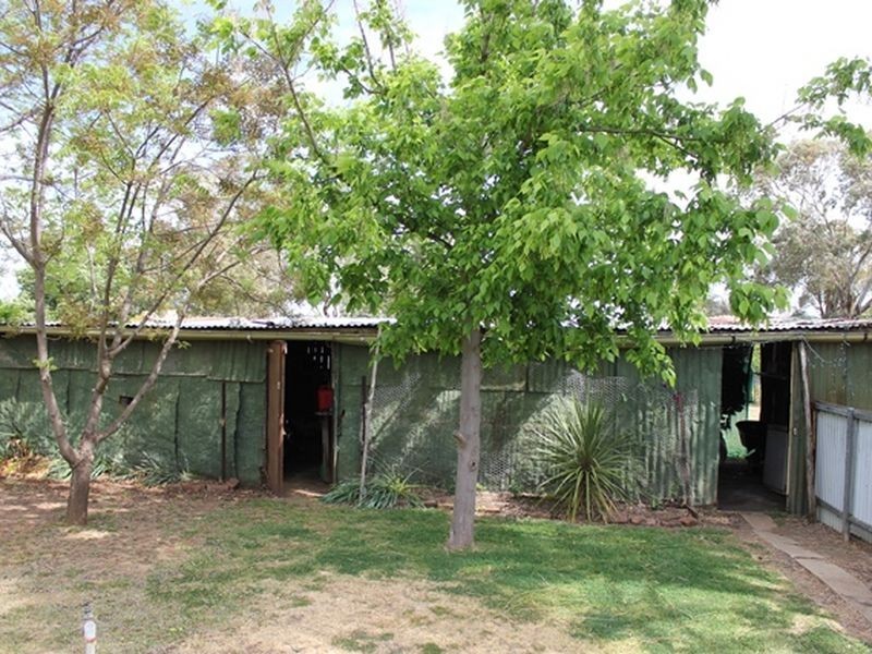 61 Waugoola Street  (Woodstock via ), Cowra NSW 2794