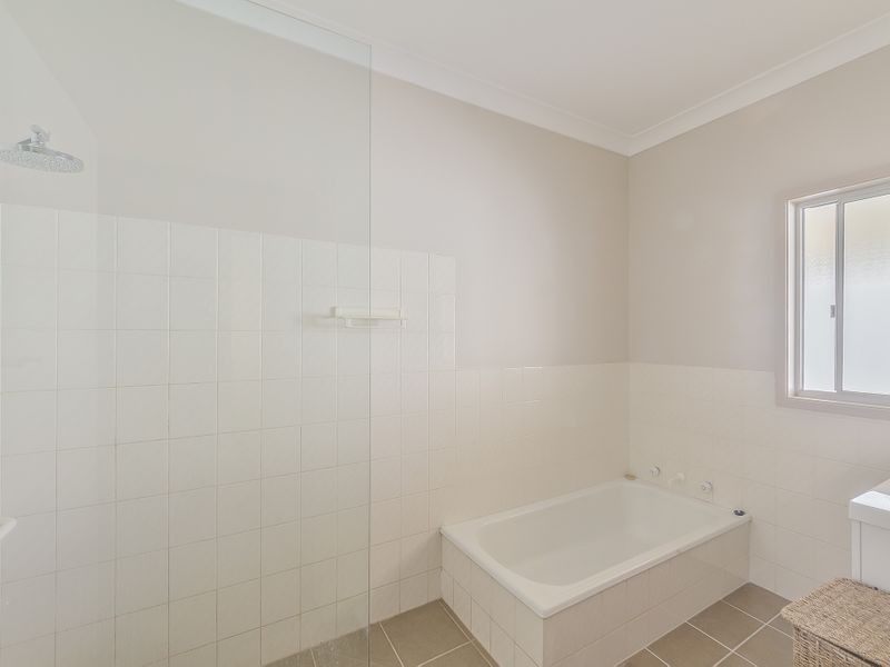 1 Newcombe Street, Cowra NSW 2794