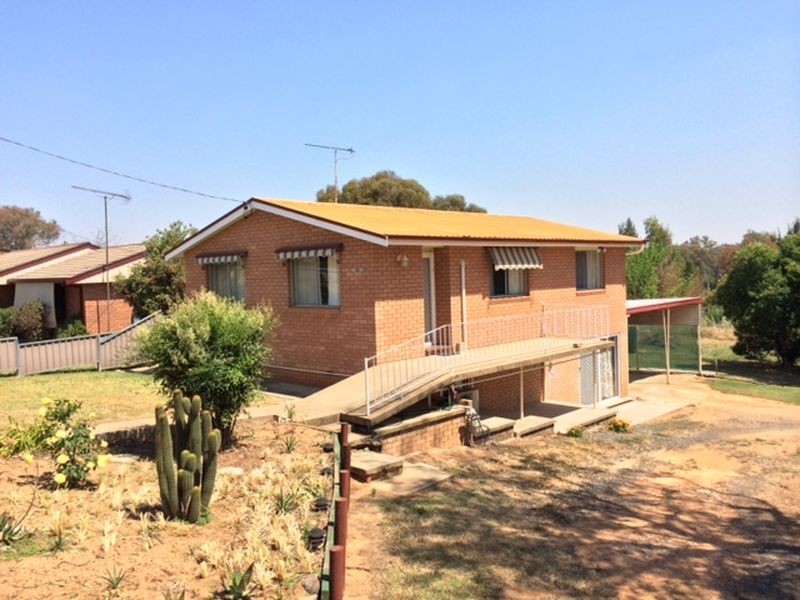 40 Mulyan Street, Cowra NSW 2794