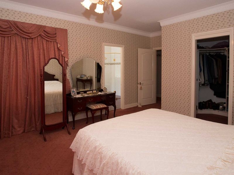 .. RIVER PARK   River Park Rd, Cowra NSW 2794