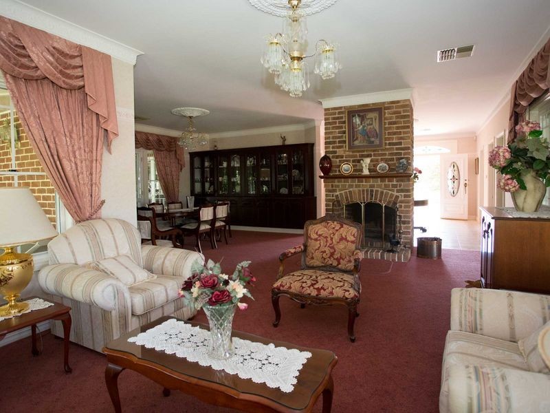 … RIVER PARK   River Park Rd, Cowra NSW 2794