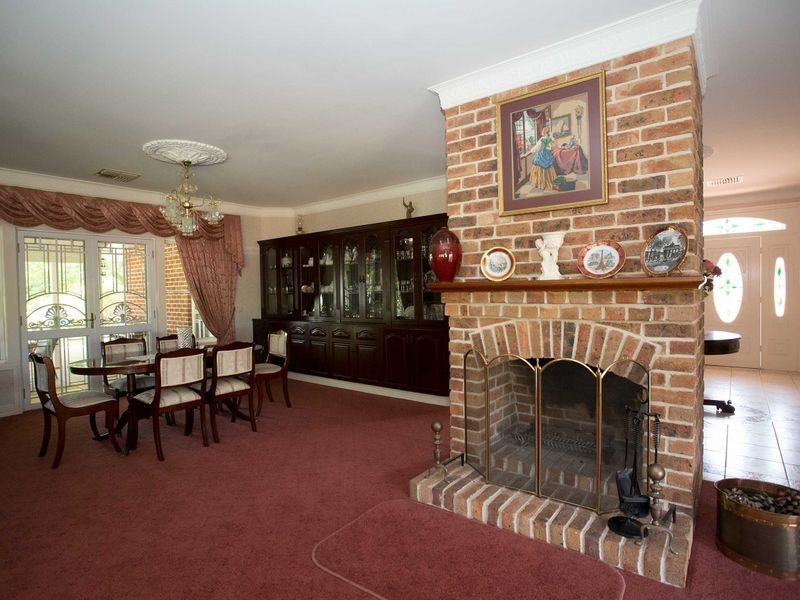 … RIVER PARK   River Park Rd, Cowra NSW 2794