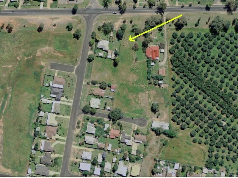 90 Grenfell Road, Cowra NSW 2794
