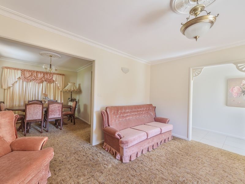 20 Berowra Street, Cowra NSW 2794