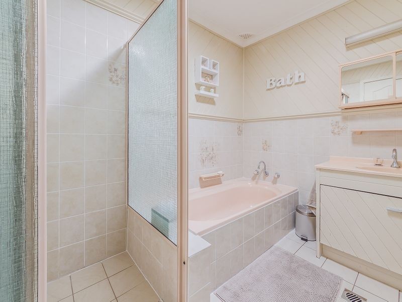 20 Berowra Street, Cowra NSW 2794