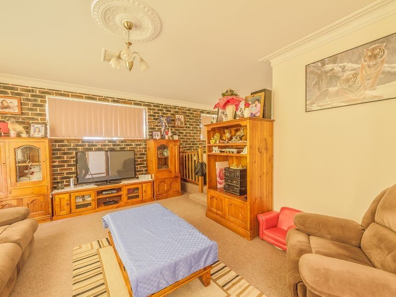 38 Darling Avenue, Cowra NSW 2794