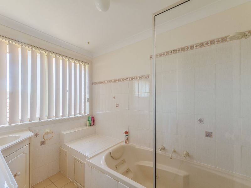 38 Darling Avenue, Cowra NSW 2794