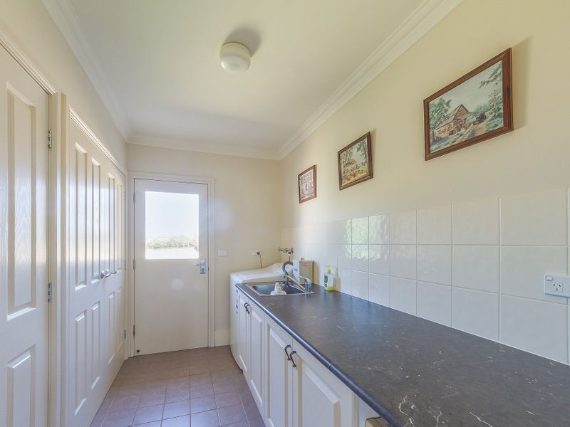 265 Camp Road, Cowra NSW 2794