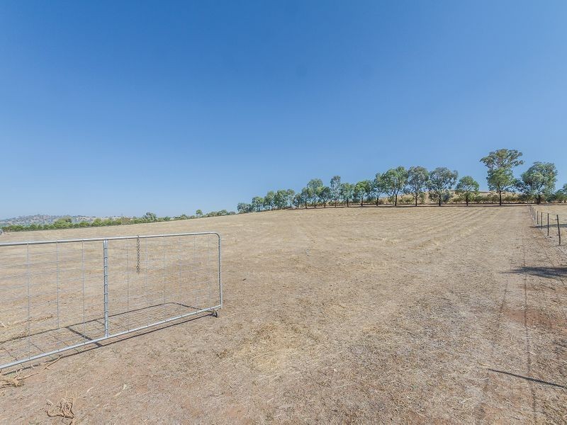 265 Camp Road, Cowra NSW 2794