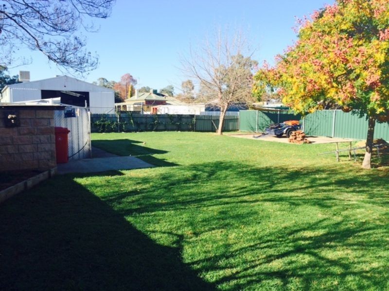 14 Shelley Street, Cowra NSW 2794
