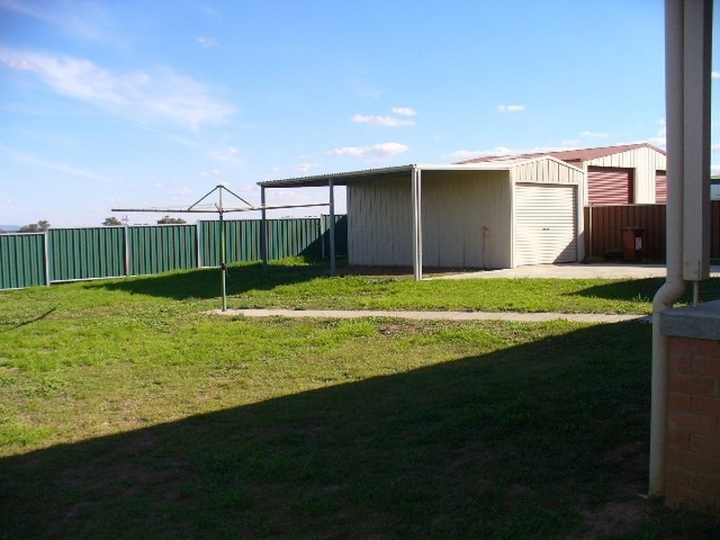 14 Taragala Street, Cowra NSW 2794