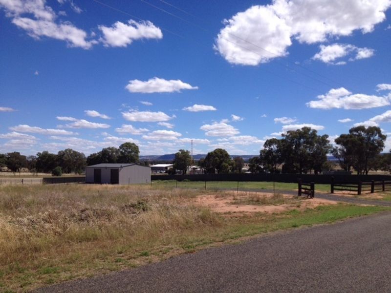 30 Calare Street, Cowra NSW 2794