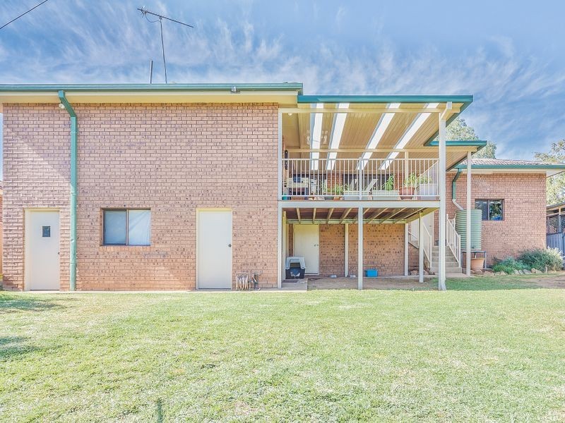 22 Hanna Street, Cowra NSW 2794