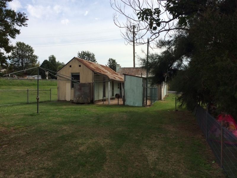 65 Brougham Street, Cowra NSW 2794