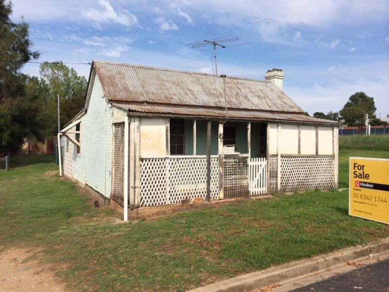 65 Brougham Street, Cowra NSW 2794