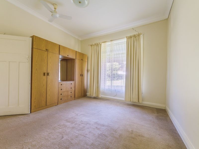 60 Macquarie Street, Cowra NSW 2794