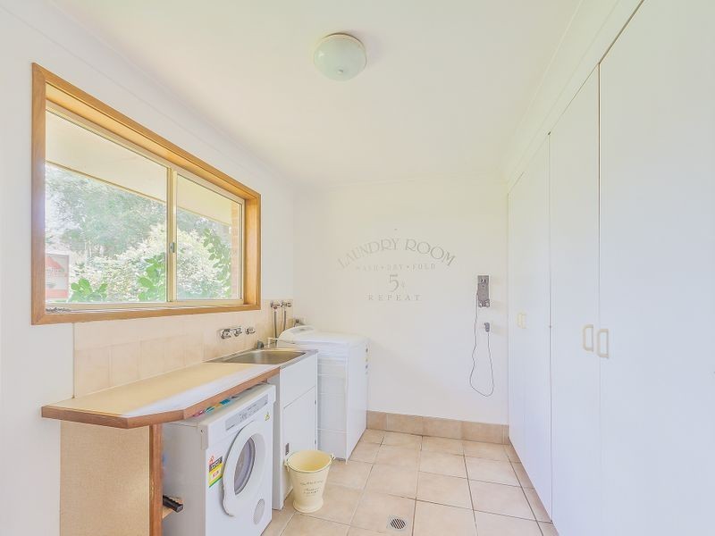 32 Taronga Drive, Cowra NSW 2794