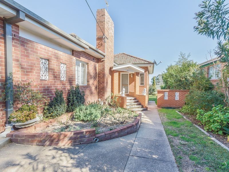 82 Macquarie Street, Cowra NSW 2794