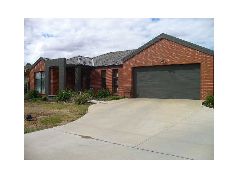 115 Lachlan Street, Cowra NSW 2794