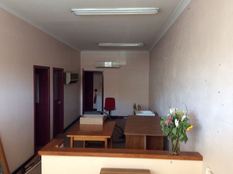 135 a & b Kendal Street, Cowra NSW 2794