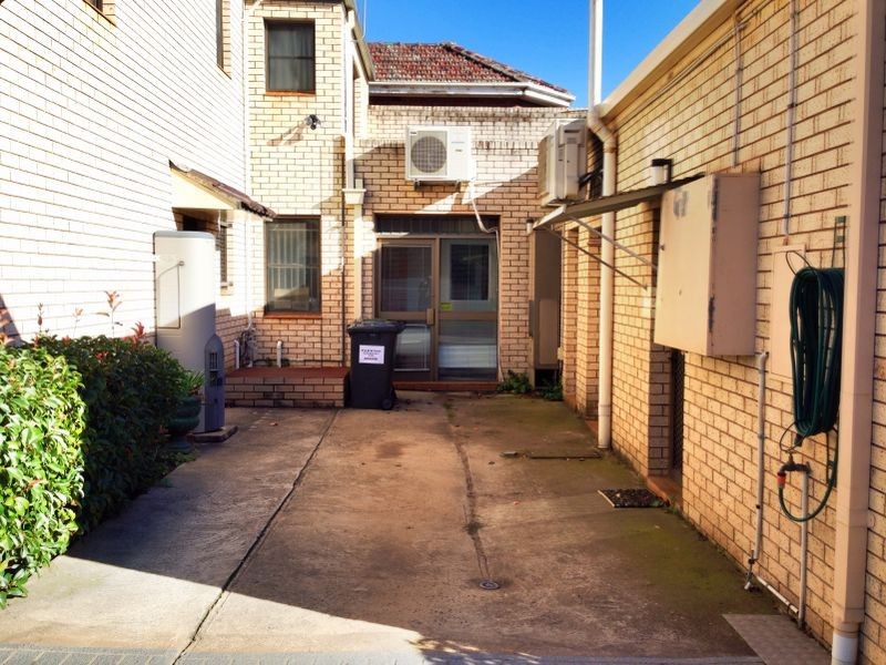 135 a & b Kendal Street, Cowra NSW 2794