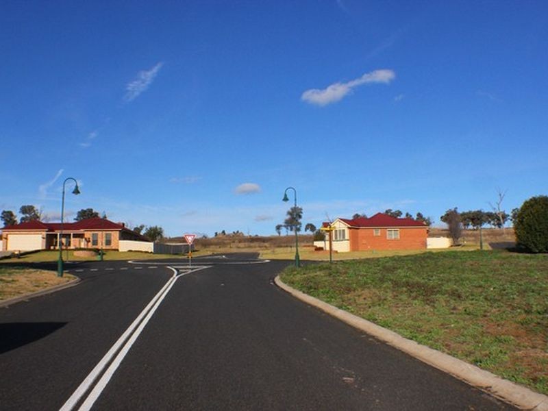 53 Comerford Street, Cowra NSW 2794