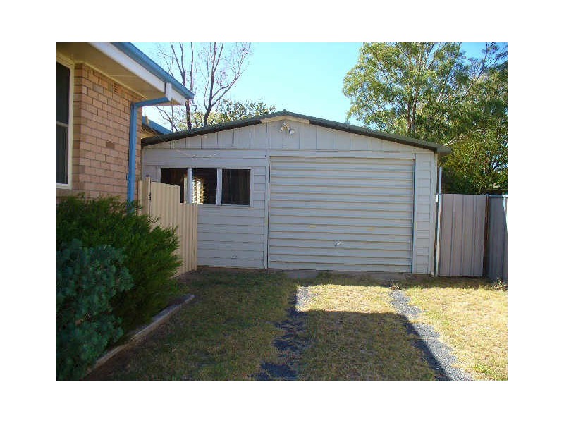 15 Hood Street, Cowra NSW 2794