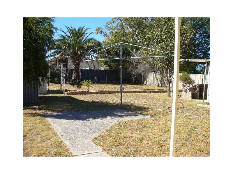 15 Hood Street, Cowra NSW 2794