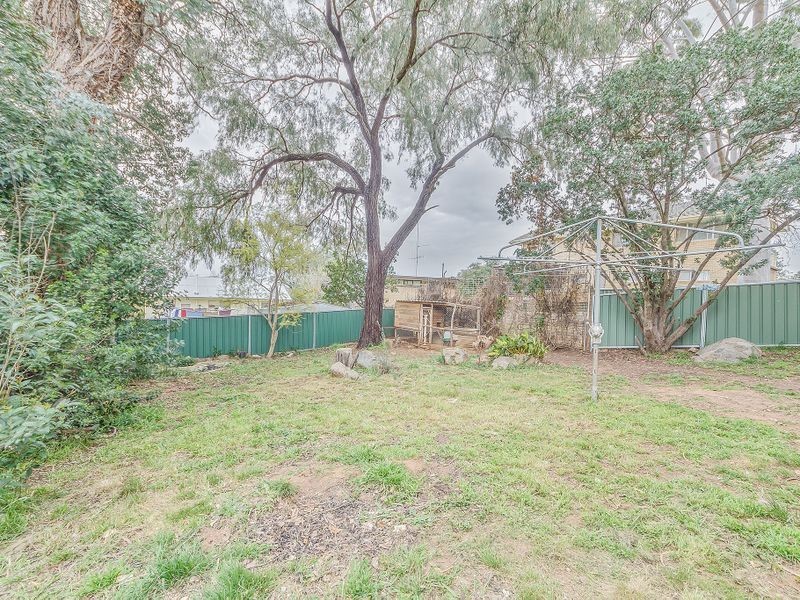 20 Henderson Street, Cowra NSW 2794