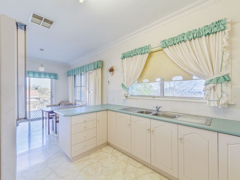 40 Hanna Street, Cowra NSW 2794