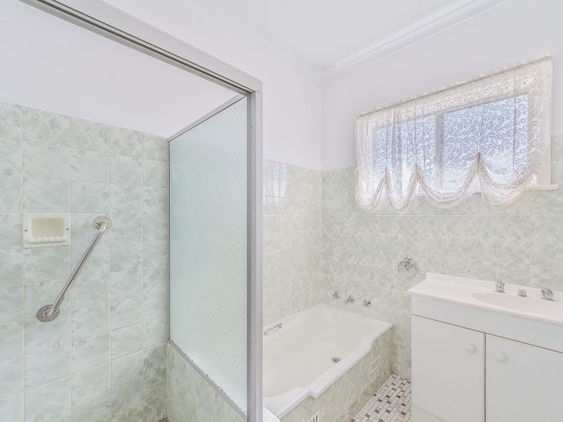 40 Hanna Street, Cowra NSW 2794