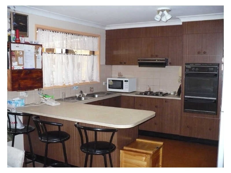 15 Bourke Street, Cowra NSW 2794
