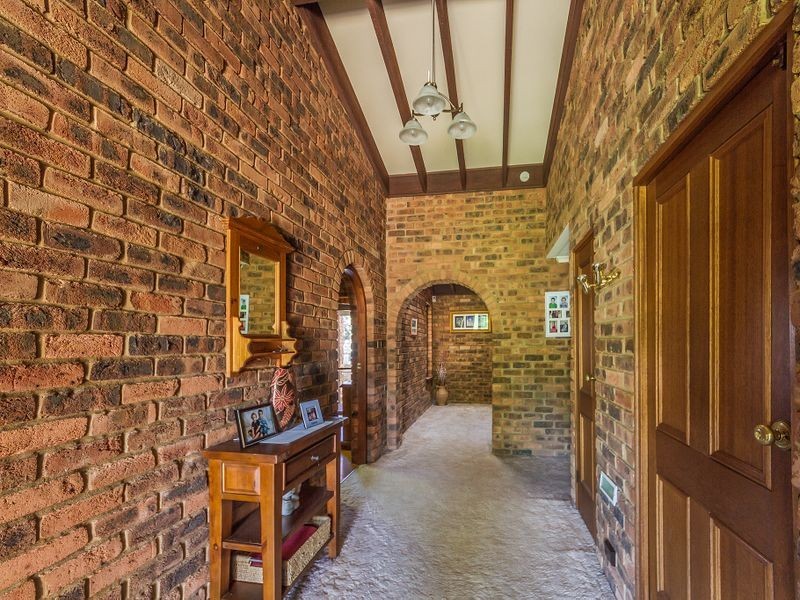 14 Taronga Drive, Cowra NSW 2794