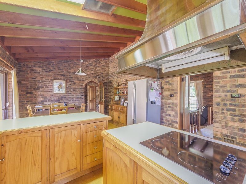 14 Taronga Drive, Cowra NSW 2794