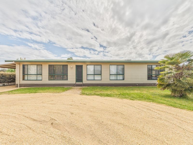 78 Waratah Street, Cowra NSW 2794